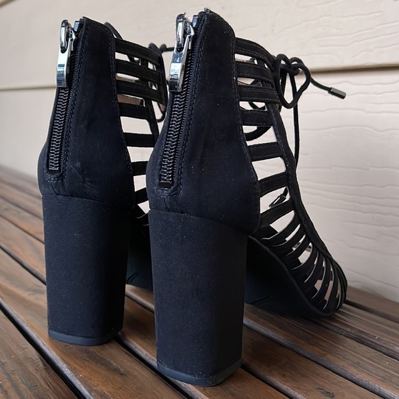 Black Heels - Cut Out - Franco Sarto - Picture 6 of 8